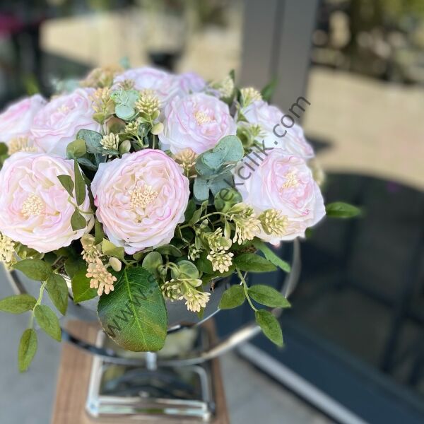 Islak Şakayık Aranjmanı